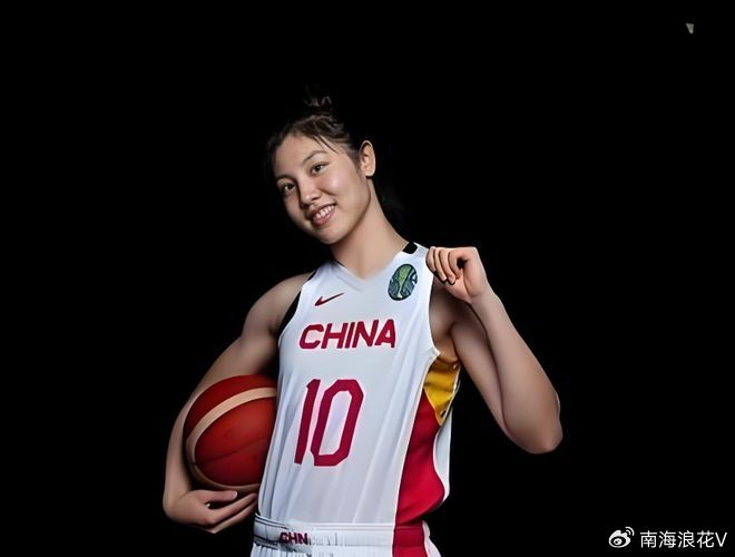 张茹8分钟遭弃用 中国女篮险胜南苏丹难掩阵容隐
