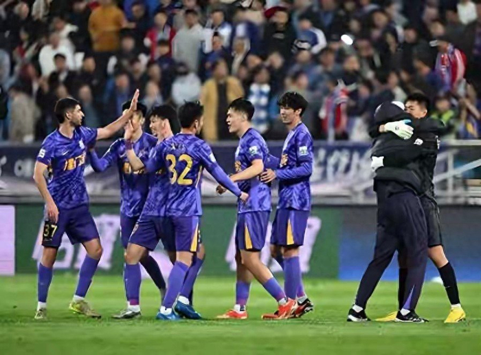 泰山队将吴兴涵租借津门虎 战术布局引热议