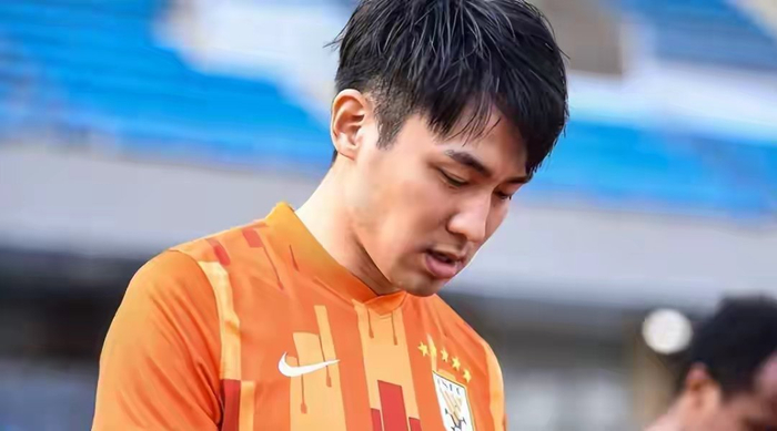 泰山队将吴兴涵租借津门虎 战术布局引热议