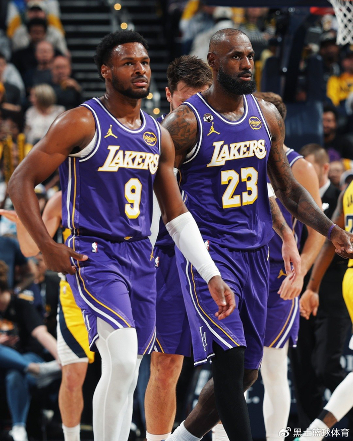 湖人逆转步行者止住连败 詹姆斯与东契奇联手领